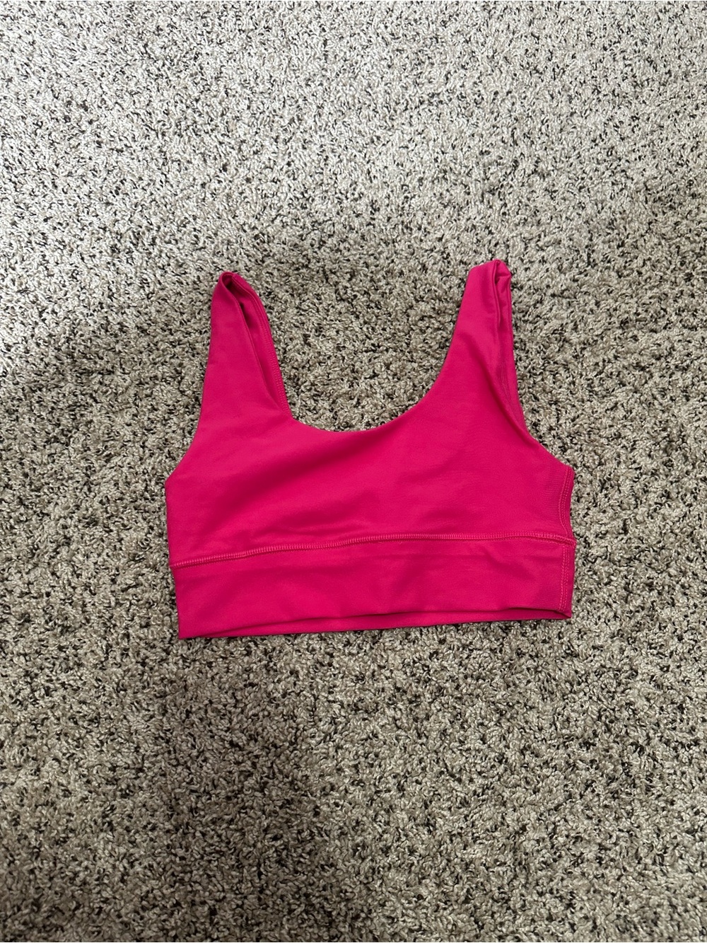 Women’s Fuchsia Scoop Neck Sports Bra